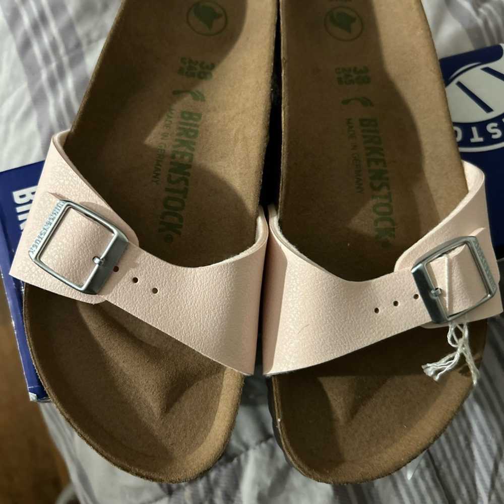 Birkenstock MADRID Sandals in Soft Rose (LIGHT PINK) US Size 7-7.5 BRAND NEW BOX - Picture 9 of 16